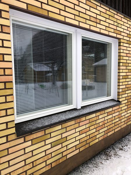 Uuden Skaala -ulkoikkunan asennuskuva